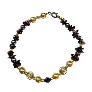 Beaded 7.5 Inch Spring Clasp Bracelet‎ Goldtone Black White